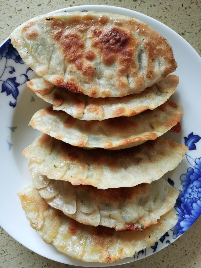 早餐来一锅香脆的生煎饺子