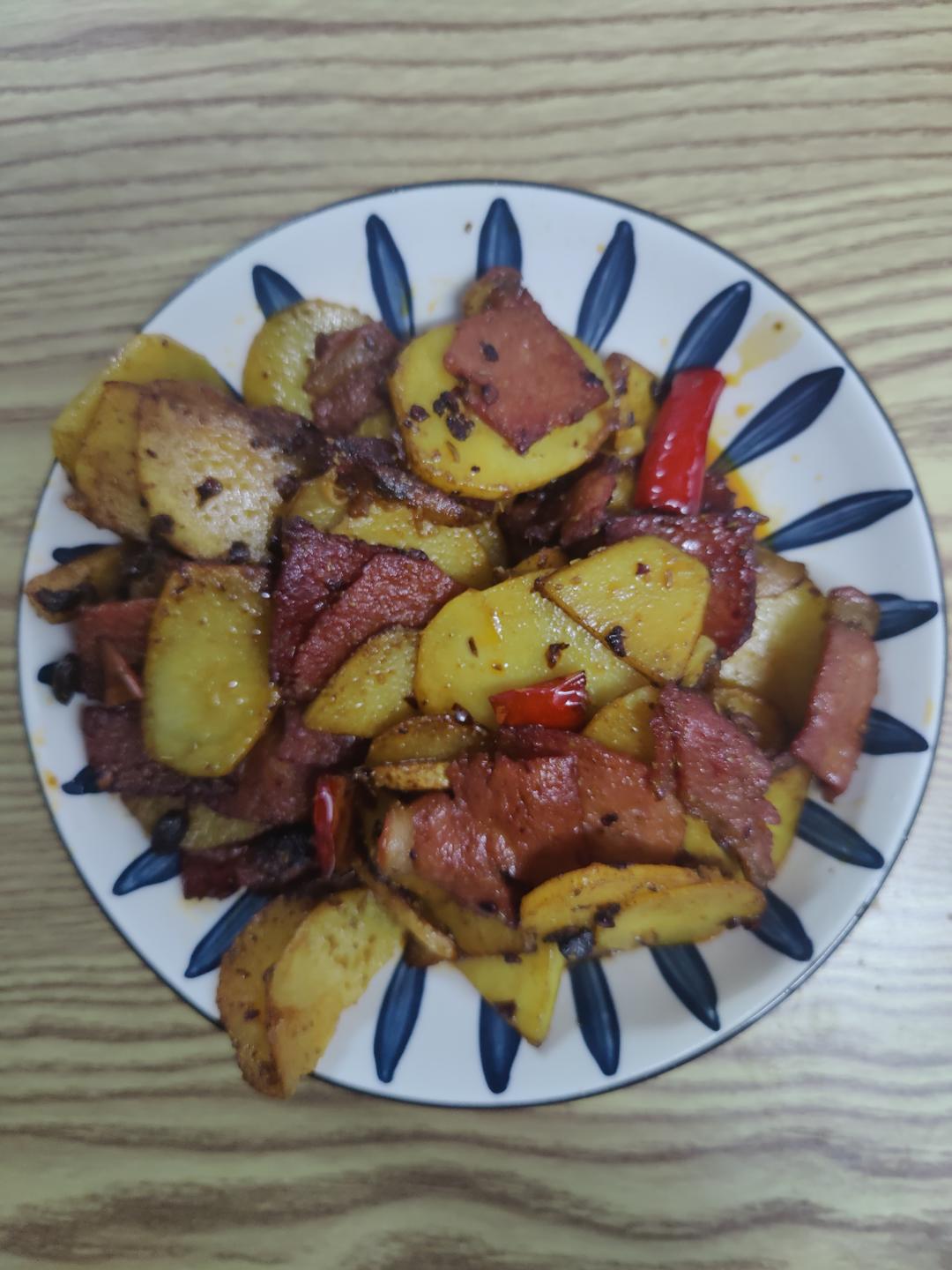 ㊙️好吃到多吃一碗饭的👍🏻［孜然培根土豆片］