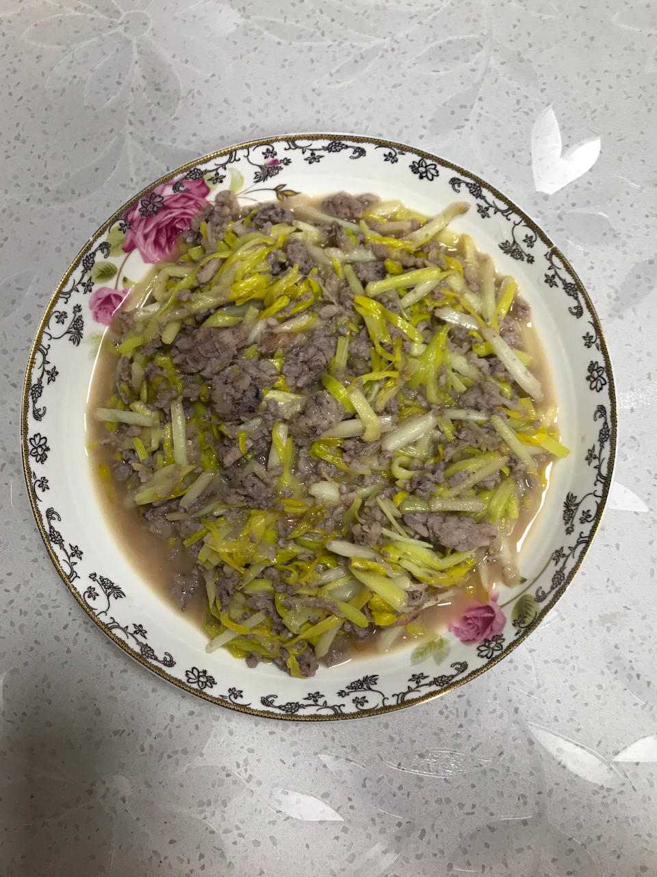 皮皮虾肉炒蒜黄