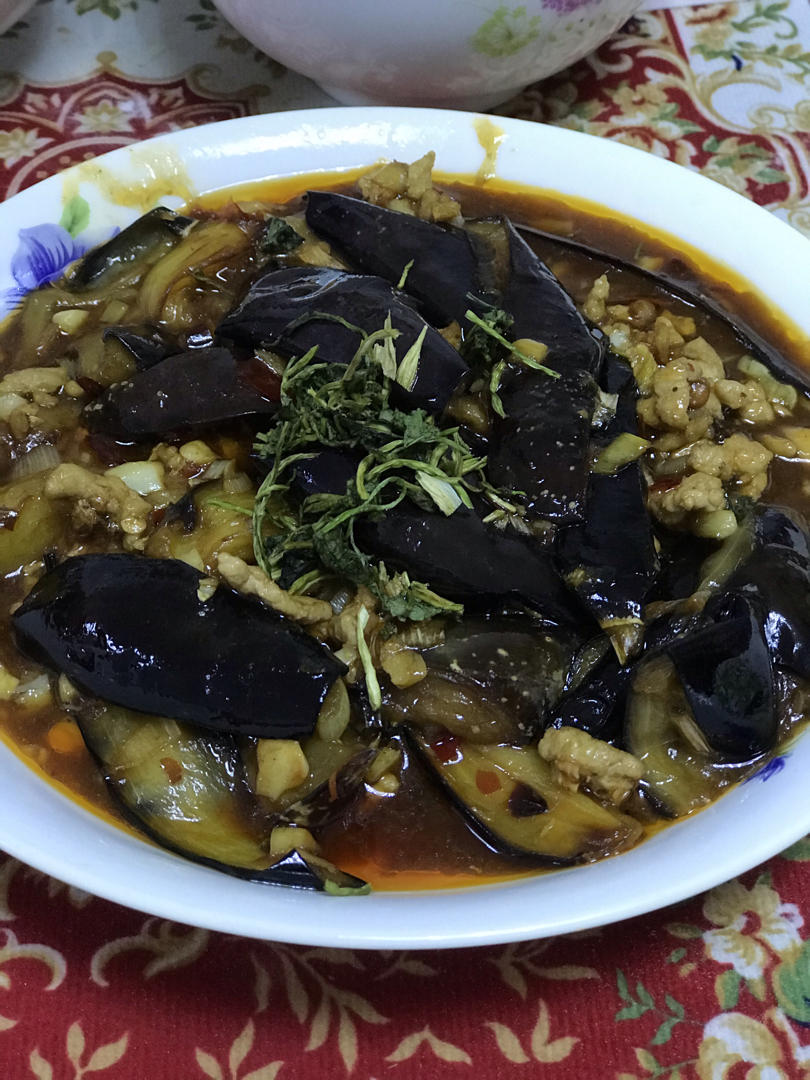 开胃下饭菜！巨简单的家常鱼香茄子煲