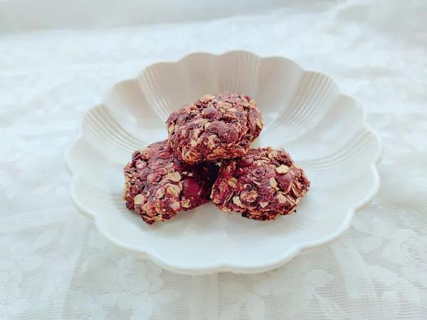 素食:有机燕麦芝麻大饼干