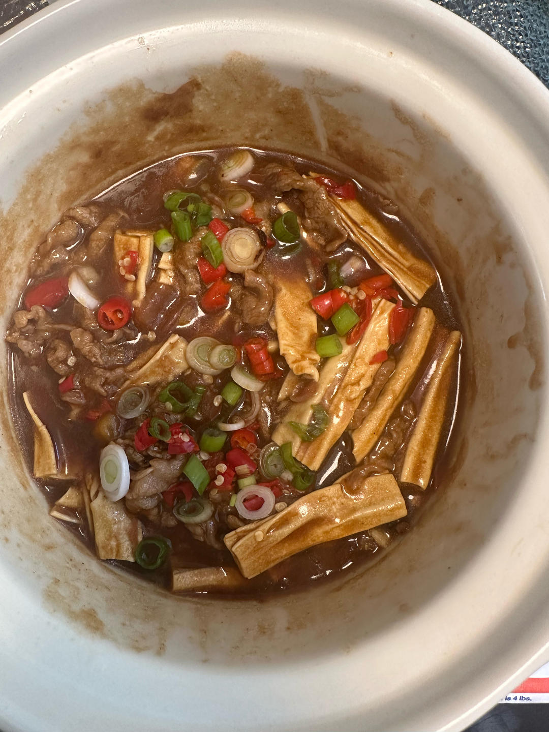 牛肉腐竹番茄煲