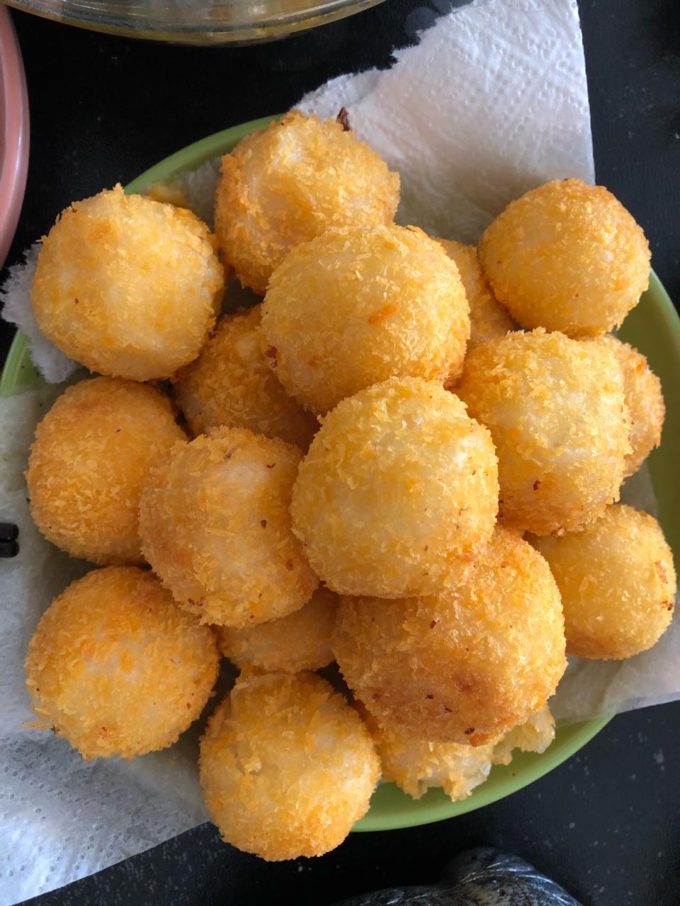 脆皮土豆芝士球