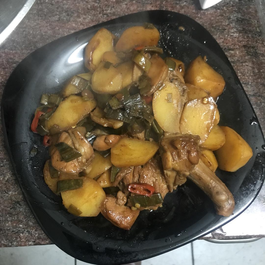 超下饭的兔肉焖土豆