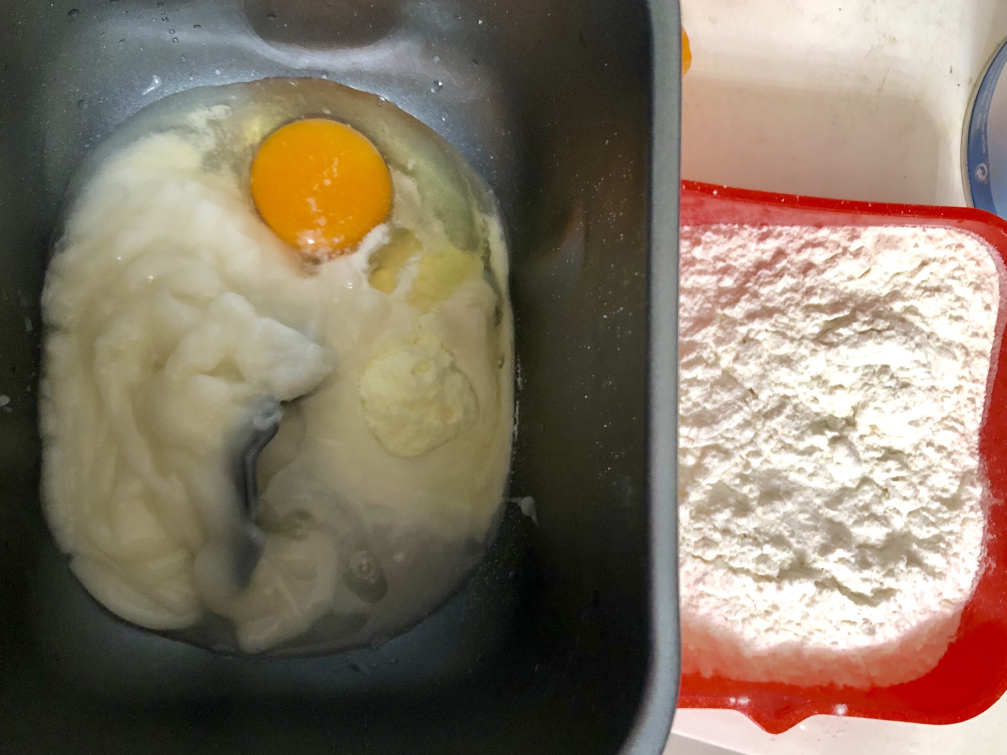 低脂奶香云朵面包（汤种面包机预约懒人早餐）的做法 步骤2