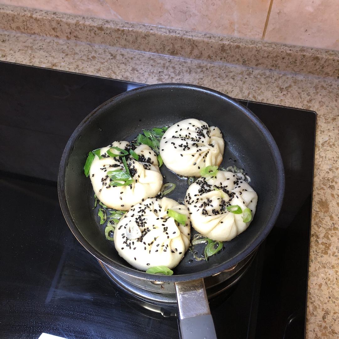 网红【水晶水煎包】一次就成功！