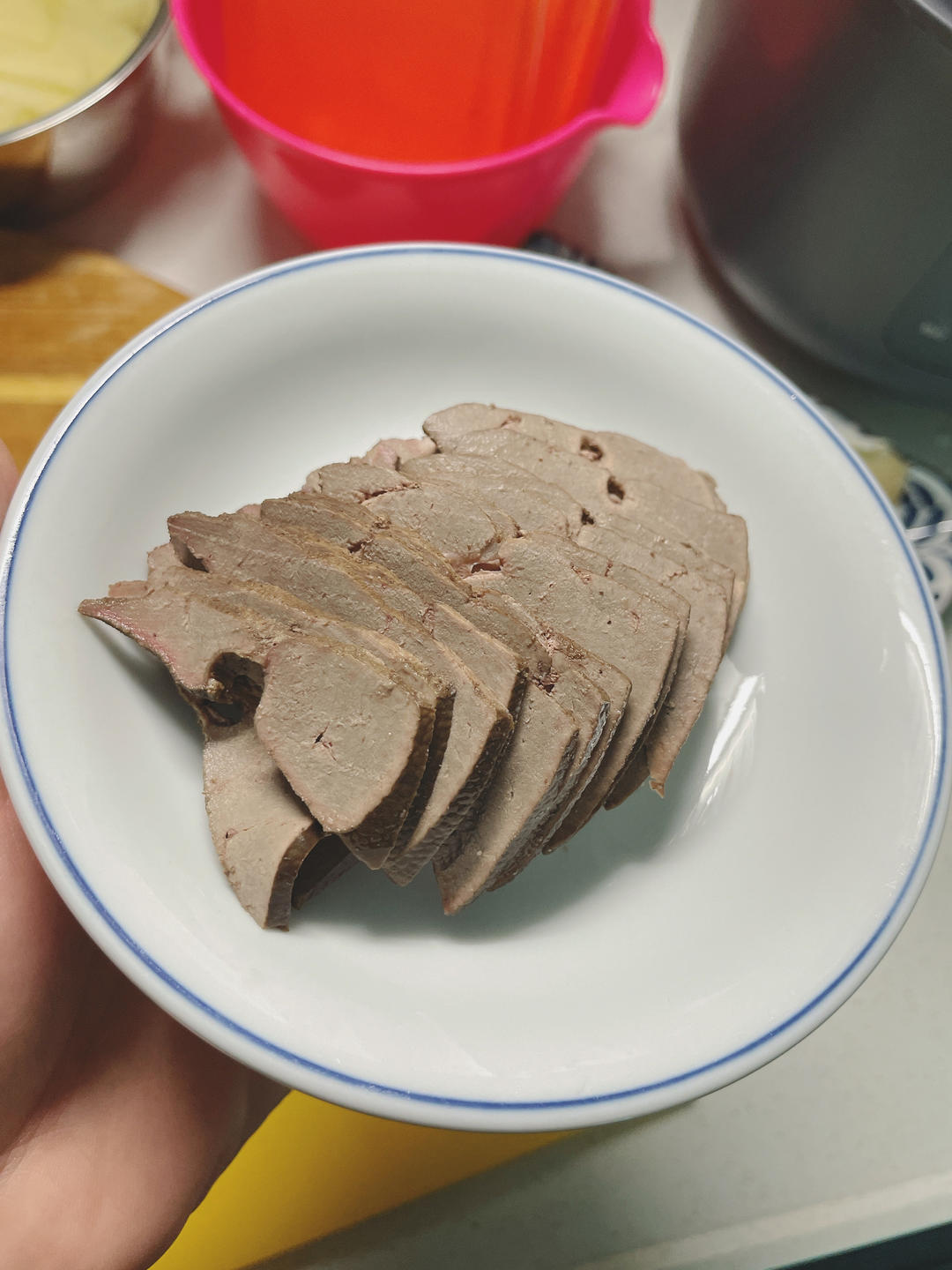 盐水猪肝｜细腻嫩滑干净，只需盐和时间就能成功！