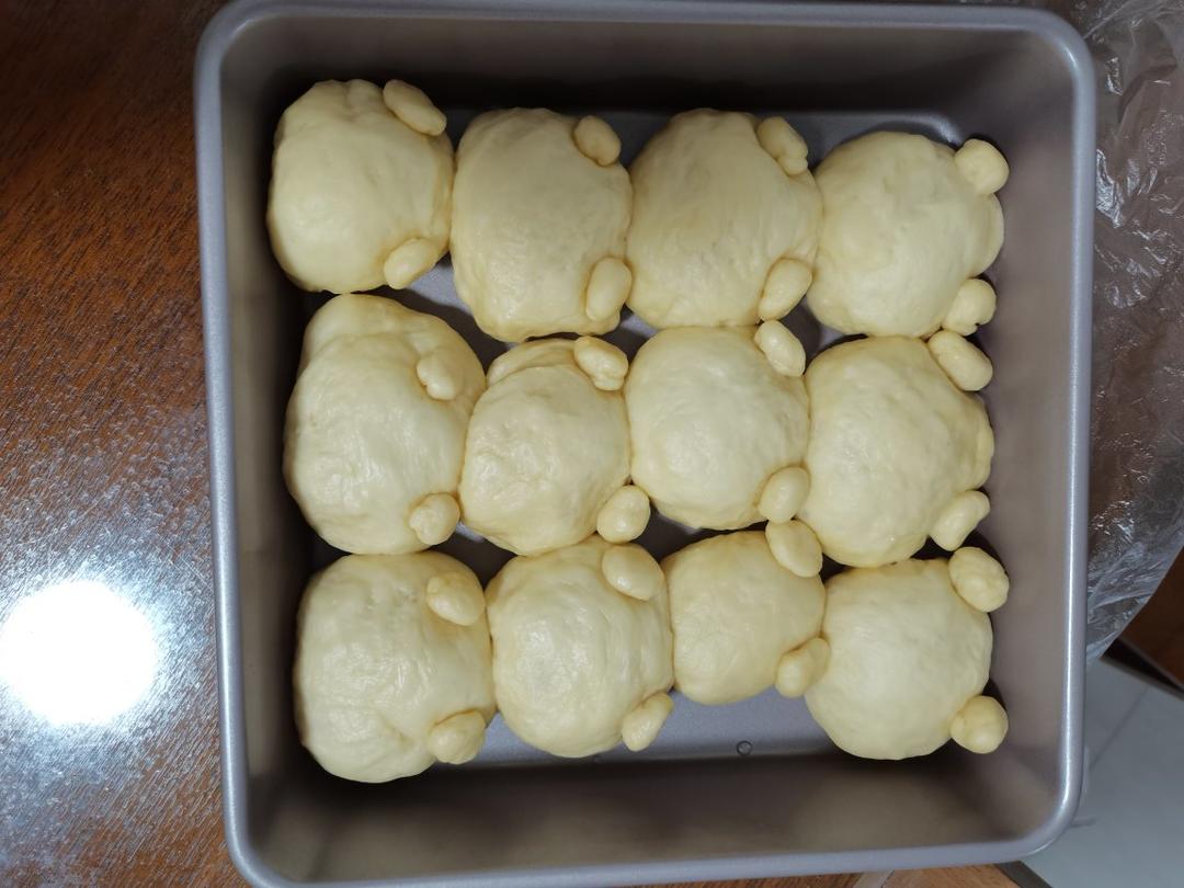 萌萌哒挤挤小熊面包