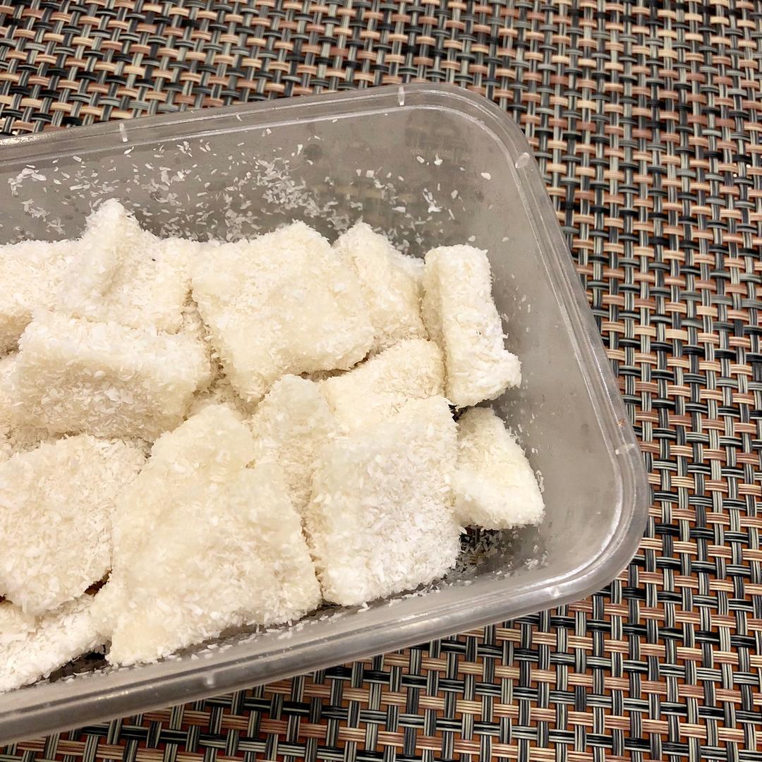 太棒啦！1个方子，做出2道口味一流的甜品！——椰奶小方&炸鲜奶