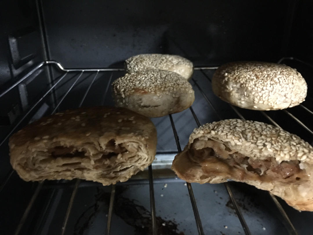 nayochi做的密云香酥肉烧饼外焦里嫩