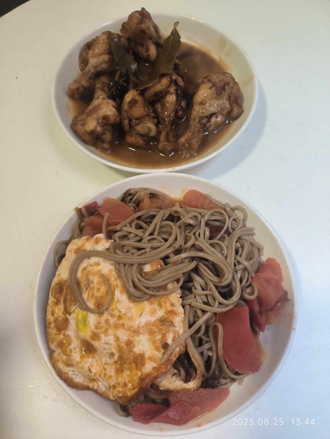 好吃到汤汁不剩～浓郁的番茄荷包蛋焖面