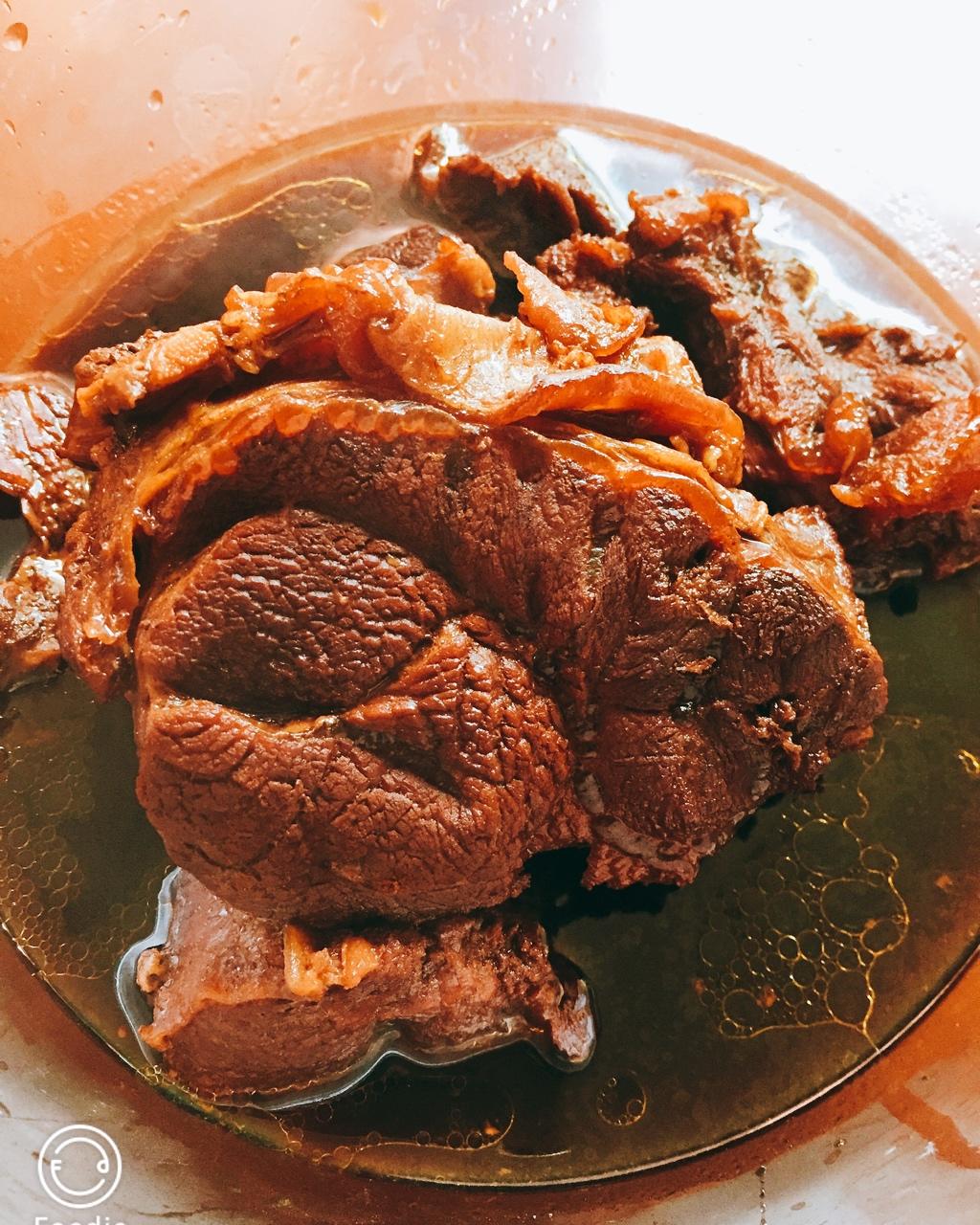 卤牛肉