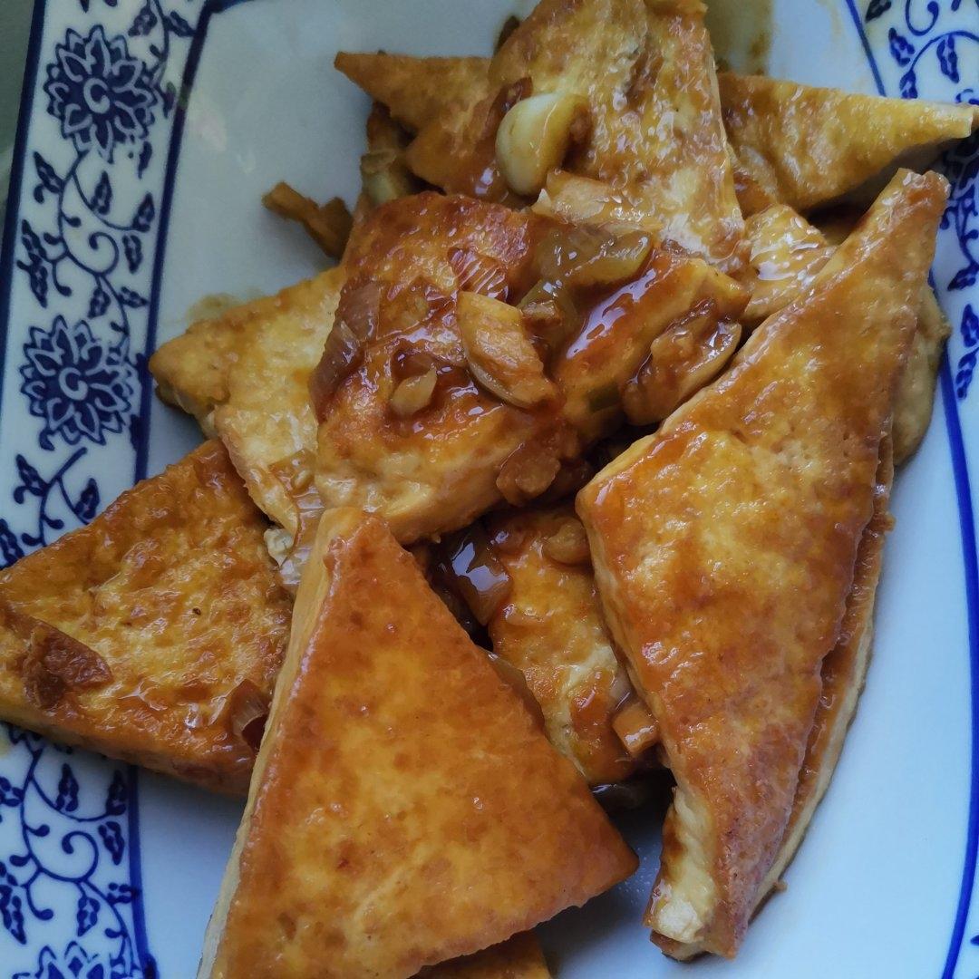 焖煎豆腐