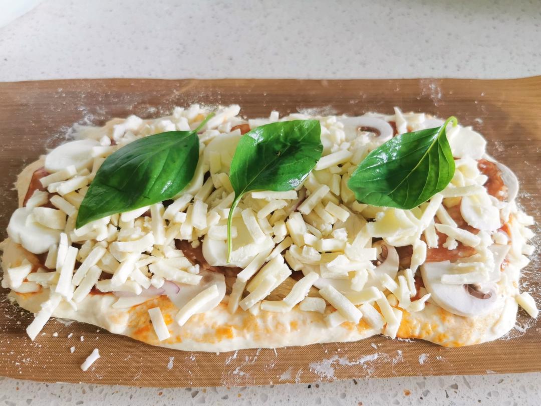 在家也能做出正宗的意大利那不勒斯披萨饼皮 (Pizza Napoletana)