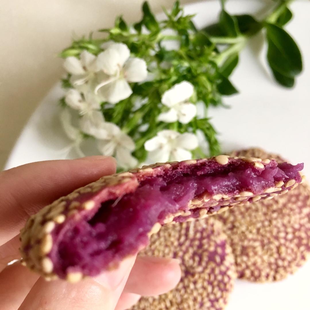 紫薯芝麻饼