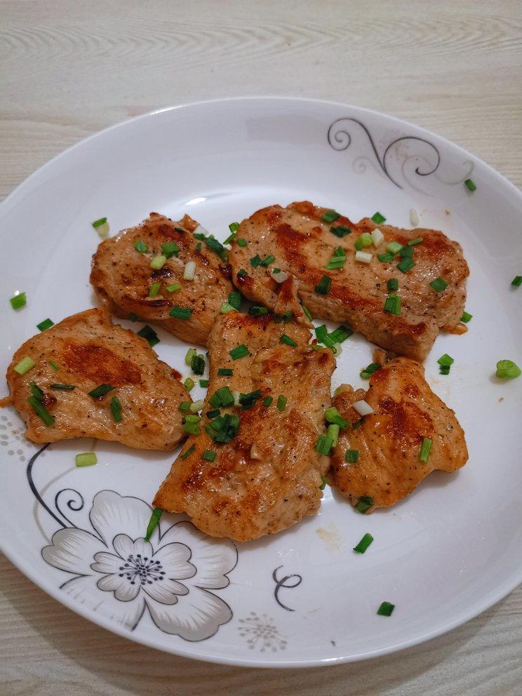 【嫩煎鸡胸肉】