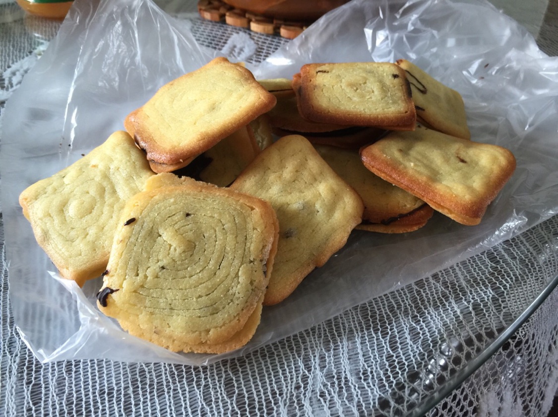 白色恋人风夹心薄饼