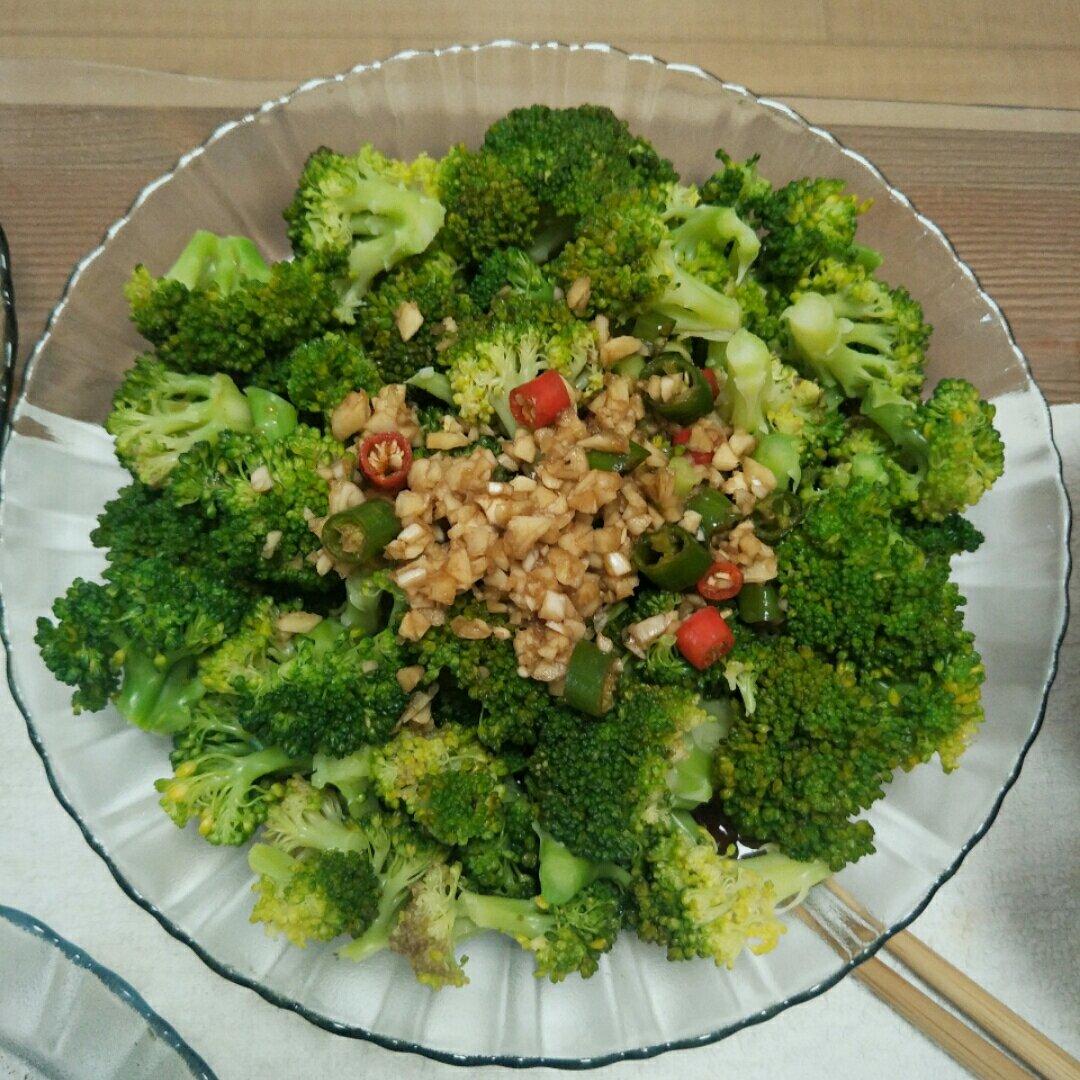 凉拌西兰花