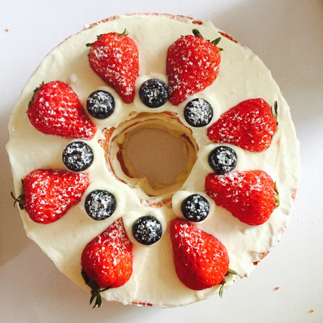 草莓卡乐比戚风