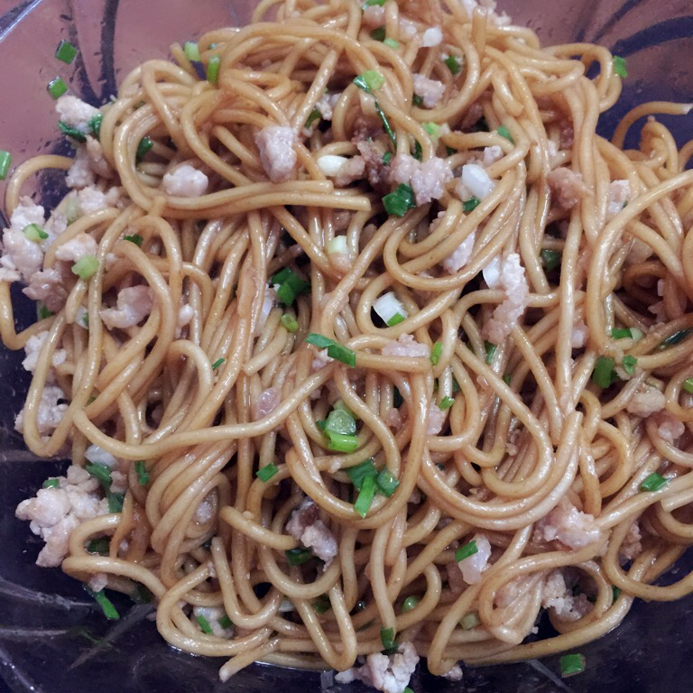 香葱油泼拌面——汪涵《天天向上》现场传授