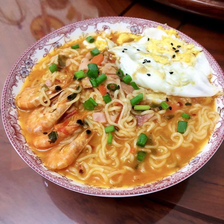 张云雷泡面