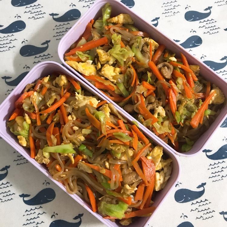 包菜炒粉丝