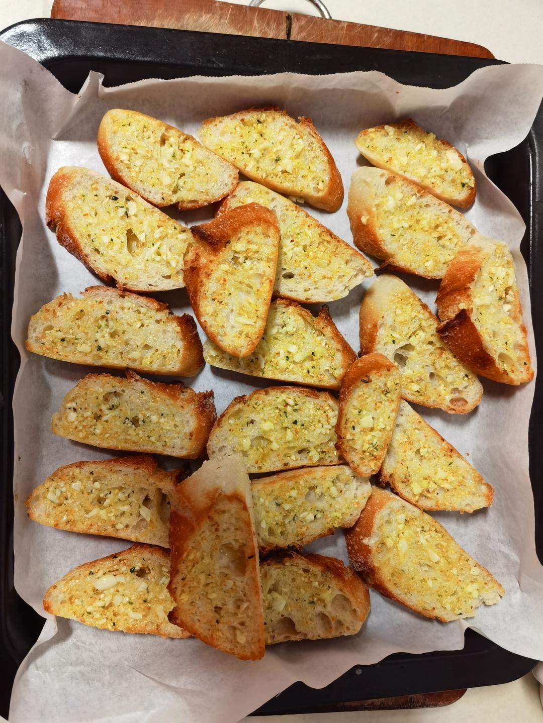 蒜香法棍（蒜蓉，烤箱）