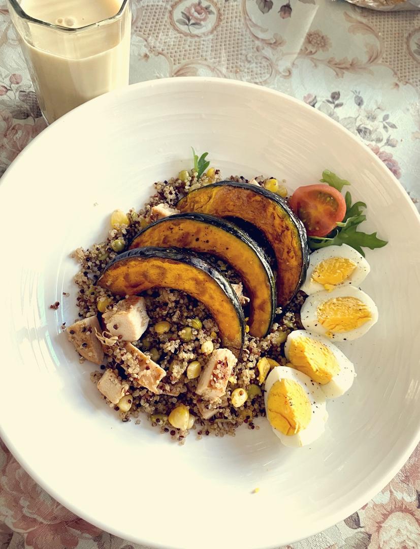 炒藜麦毛豆配烤南瓜