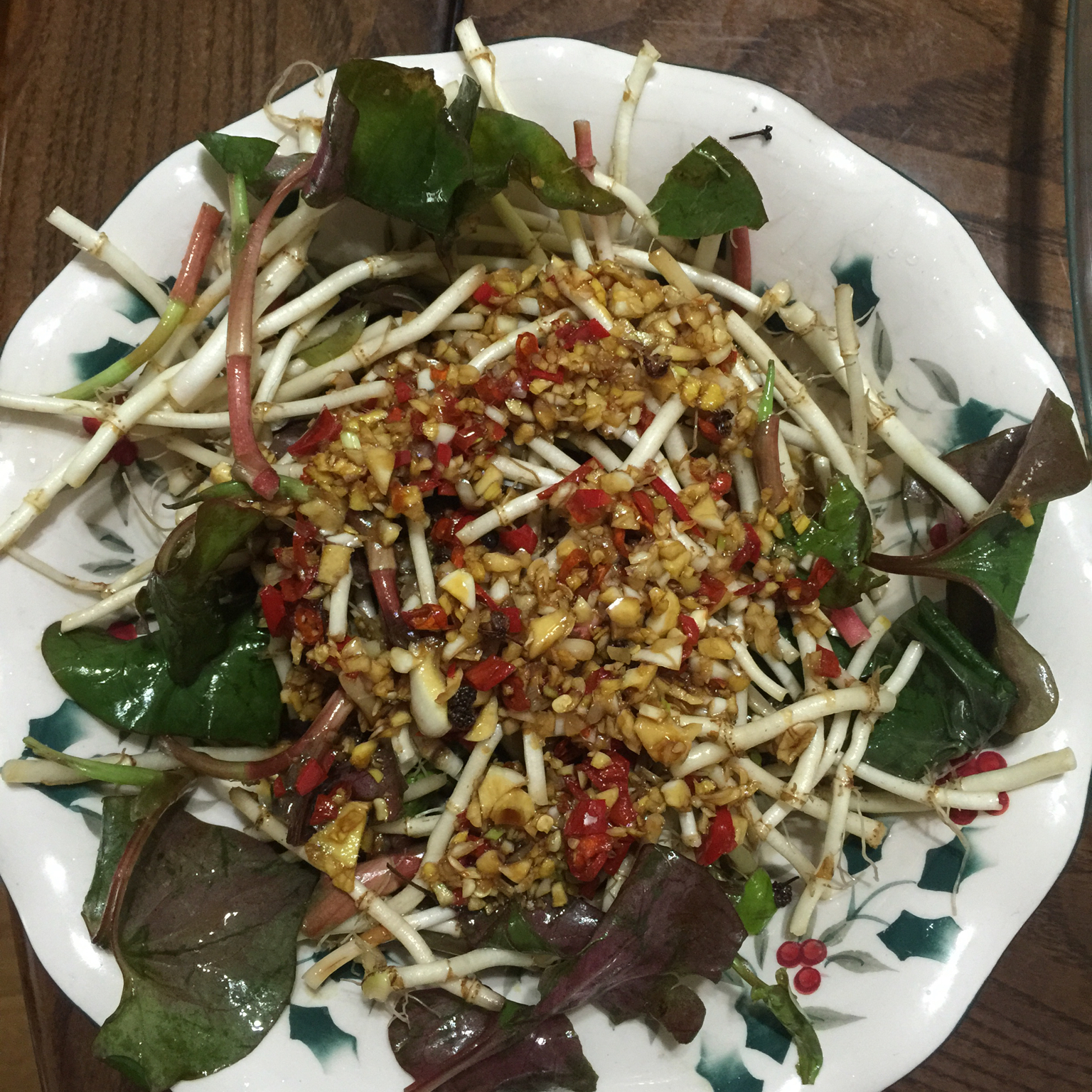 凉拌鱼腥草