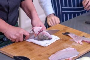 日式鲈鱼炖饭的做法 步骤4