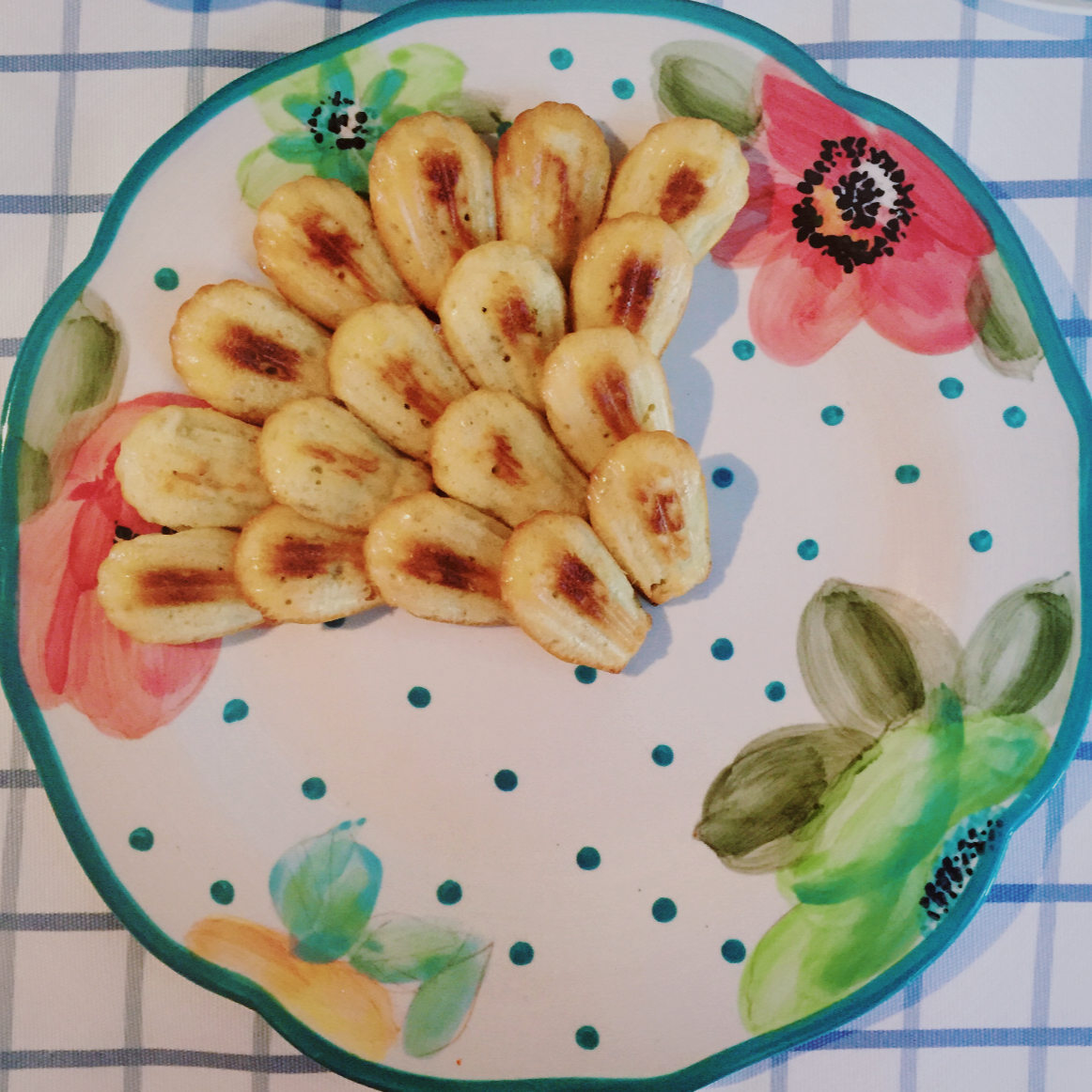 香蕉牛奶玛德琳