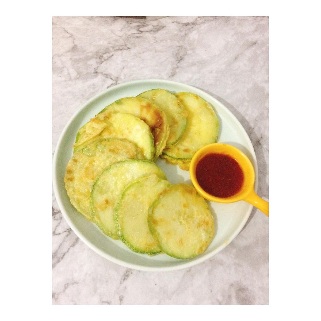 口感非常惊艳的韩国料理【韩式西葫芦煎饼】