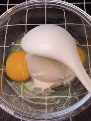 酸奶鸡蛋饼（无油）的做法 步骤11