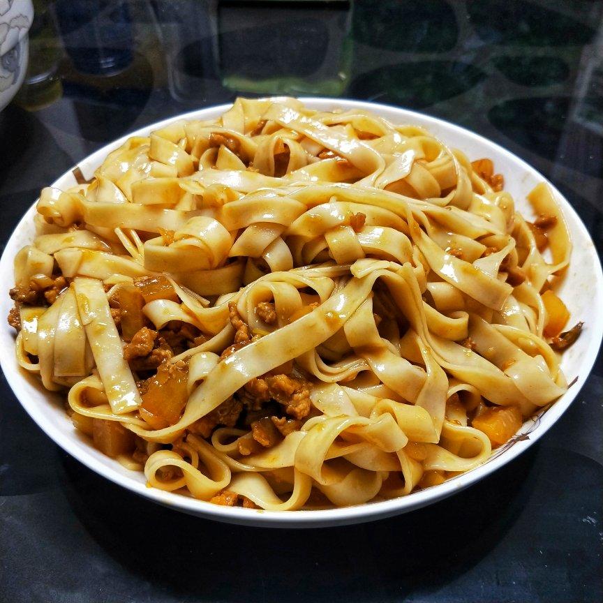 炸酱面保证一次成功，决不再去饭馆