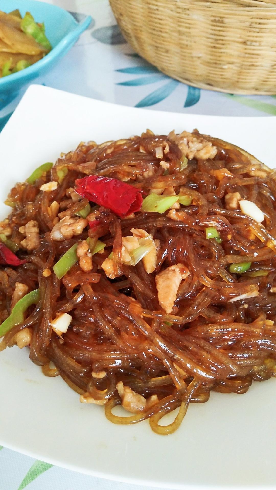 向晚1203做的肉末粉条蚂蚁上树