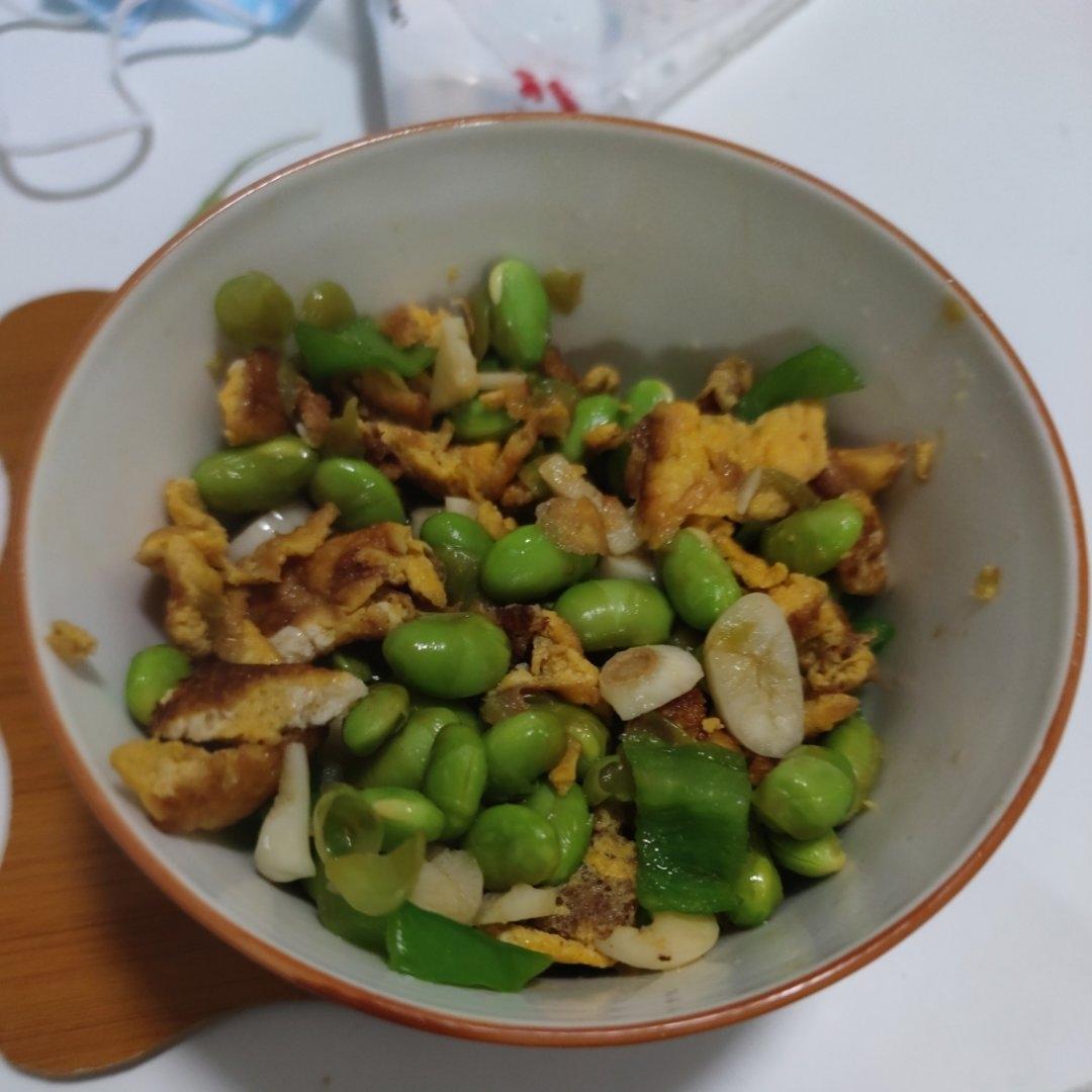 家常小炒—毛豆炒鸡蛋