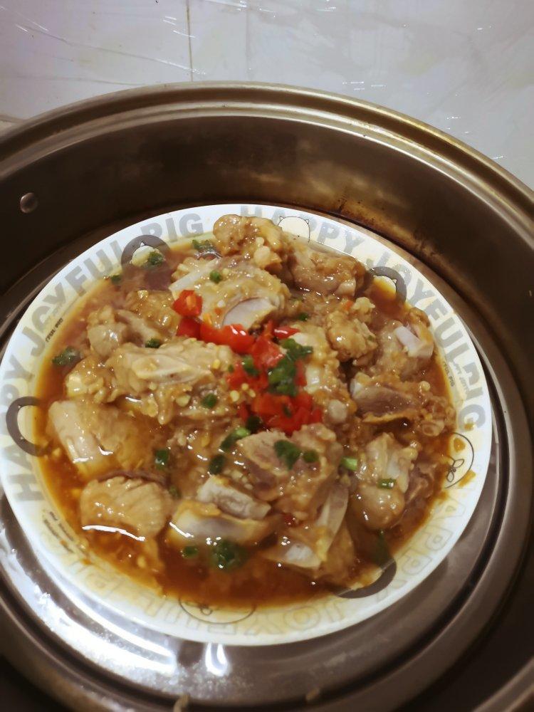 排骨怎么蒸才嫩？第一步先焯水就错了，记住这个窍门排骨嫩滑多汁