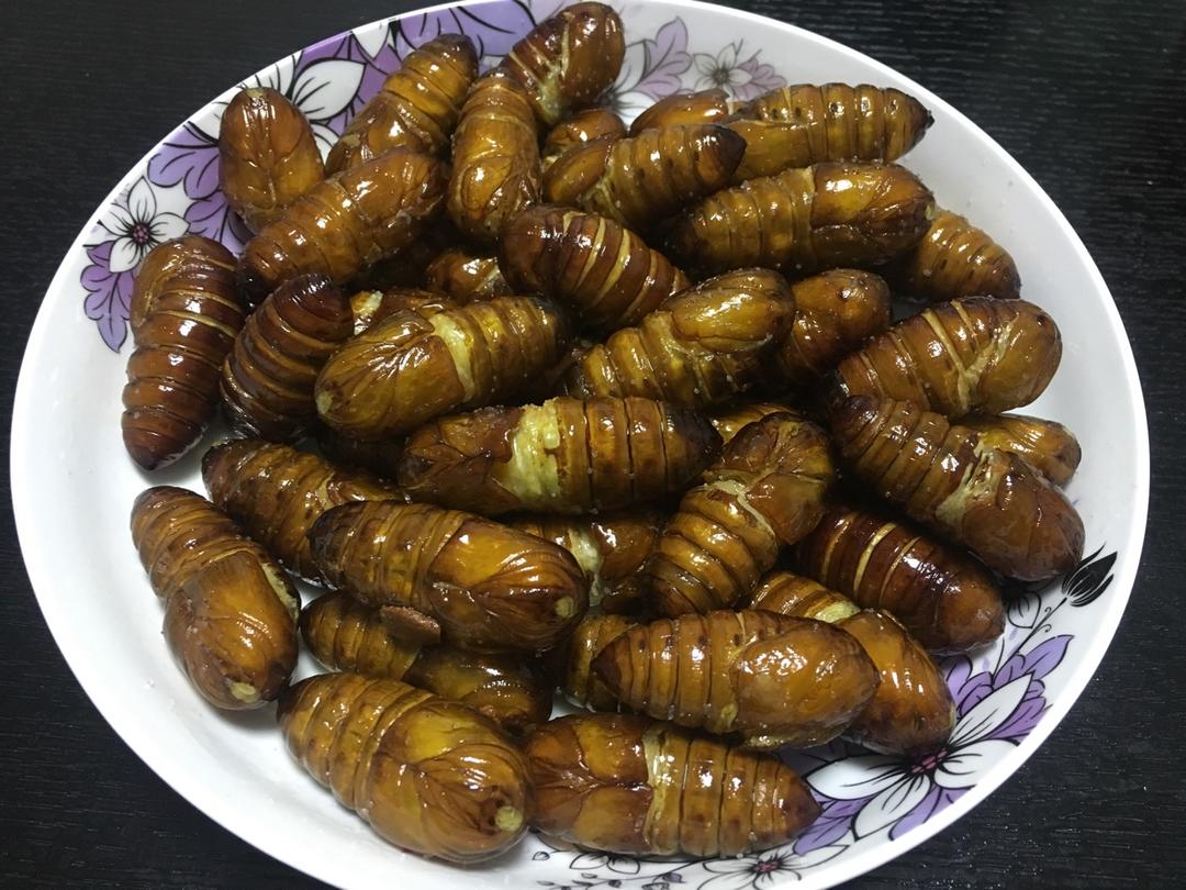 炸茧蛹【东北特色菜】
