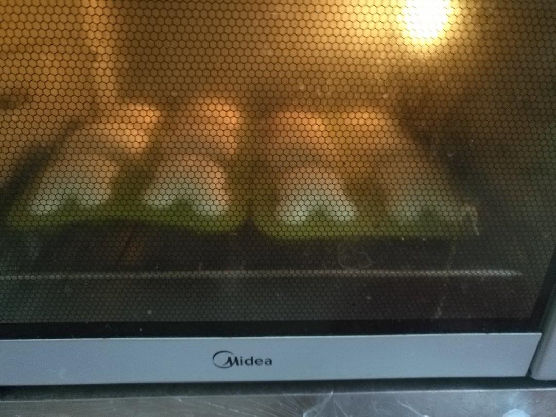 普通面粉硅胶模杯蛋糕