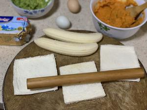 快手、颜值款【香蕉吐司卷儿】，无需烤箱❗️的做法 步骤8