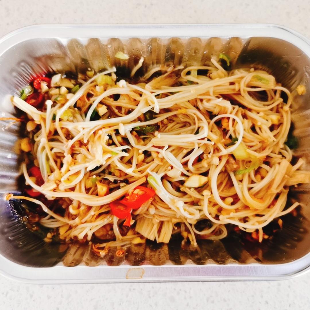 蒜蓉烤金针菇（烤箱版）