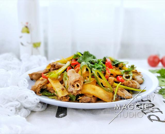 酸萝卜炒鸡心 专治食欲不振的做法