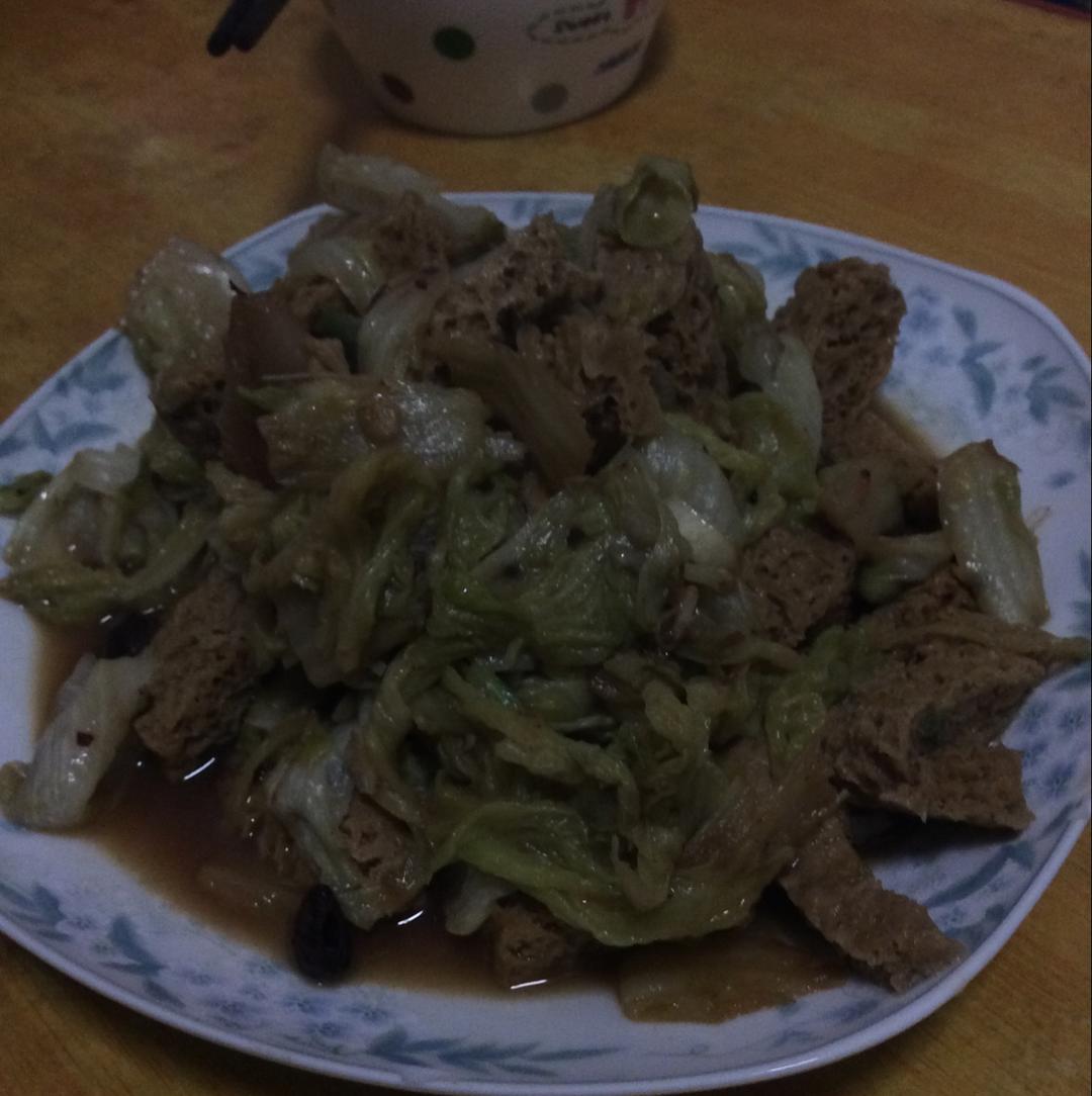 超快手简单白菜炖冻豆腐