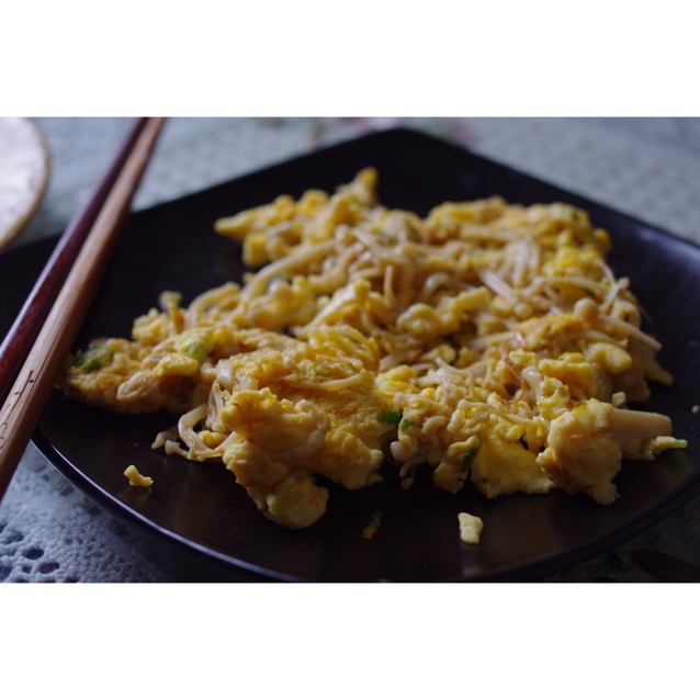 金针菇炒蛋