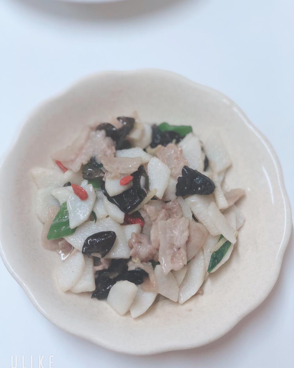山药木耳炒肉片