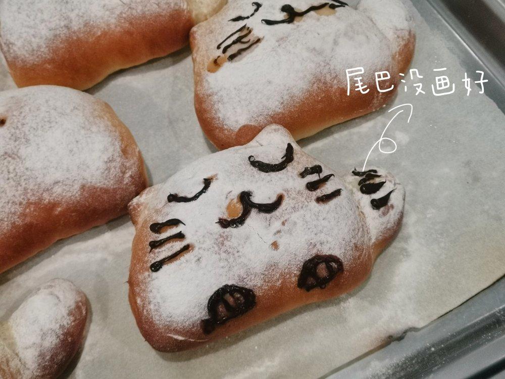 可爱猫--全麦蜂蜜小面包