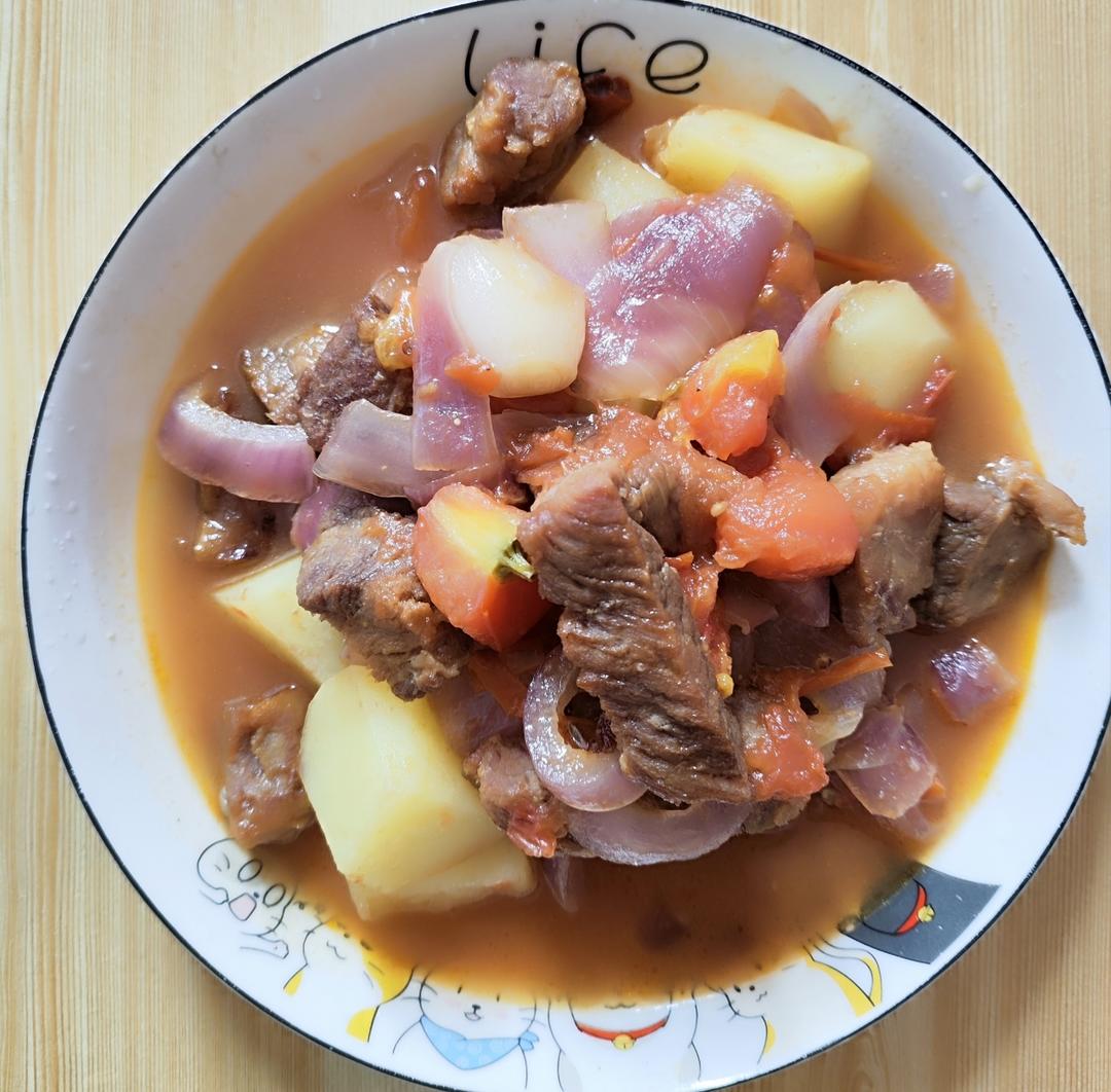 番茄土豆炖牛腩