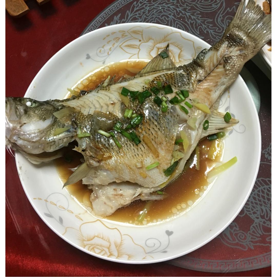 清蒸鲈鱼