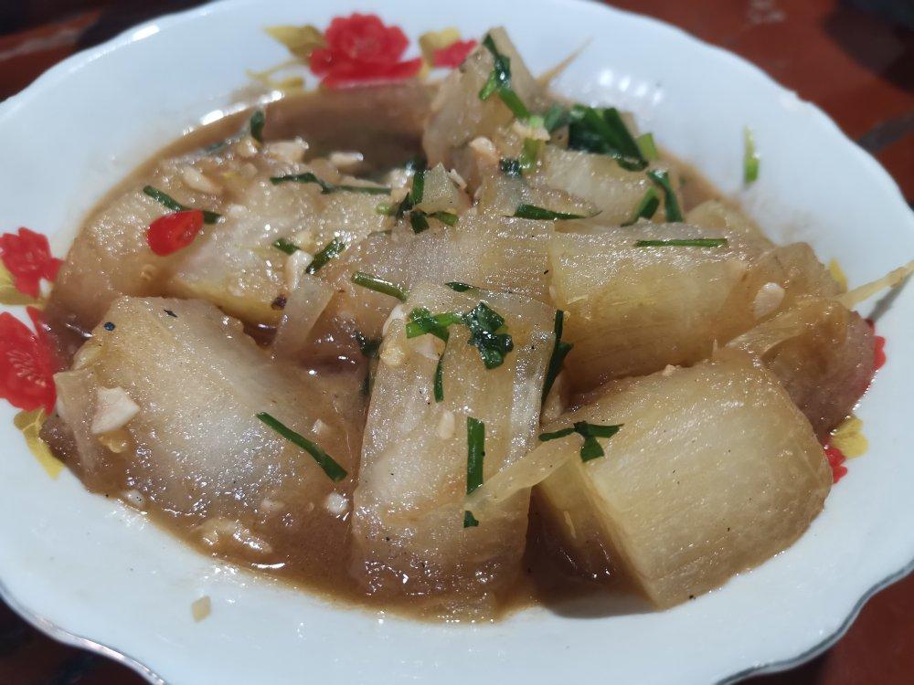 红烧冬瓜最完美做法，不加一滴水，瞬间秒杀红烧肉