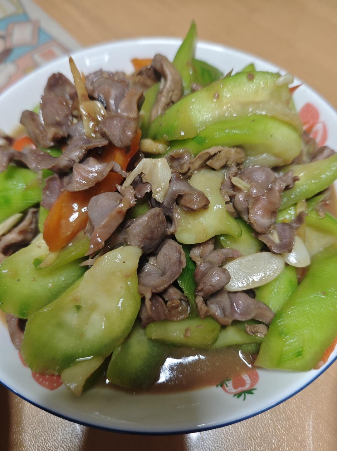 丝瓜炒鸡杂